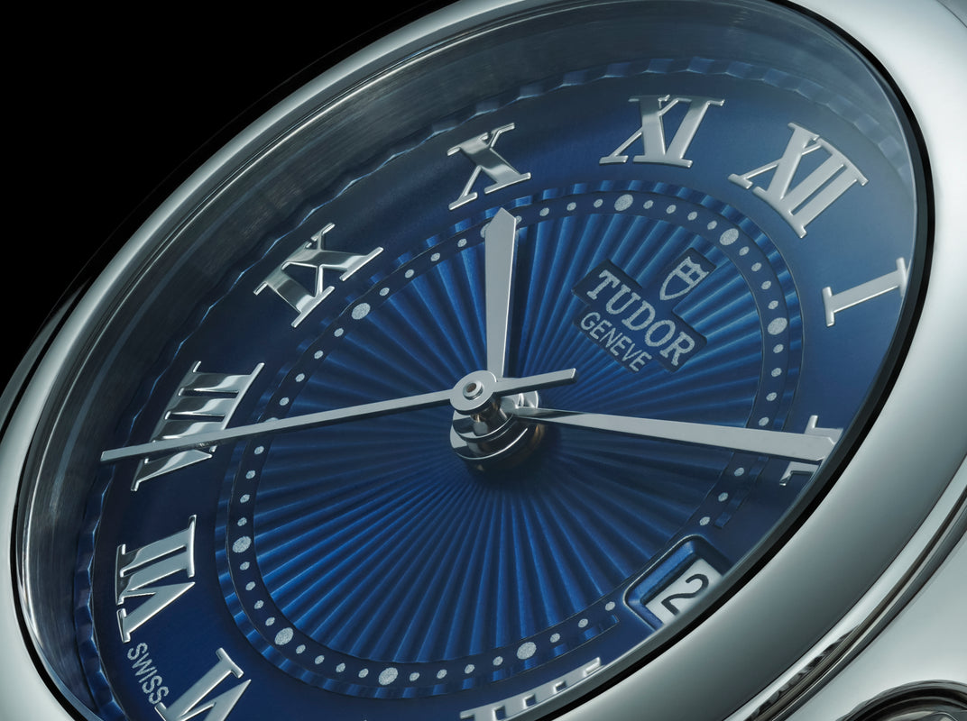 Clair de Rose - 30mm steel dial - Blue dial